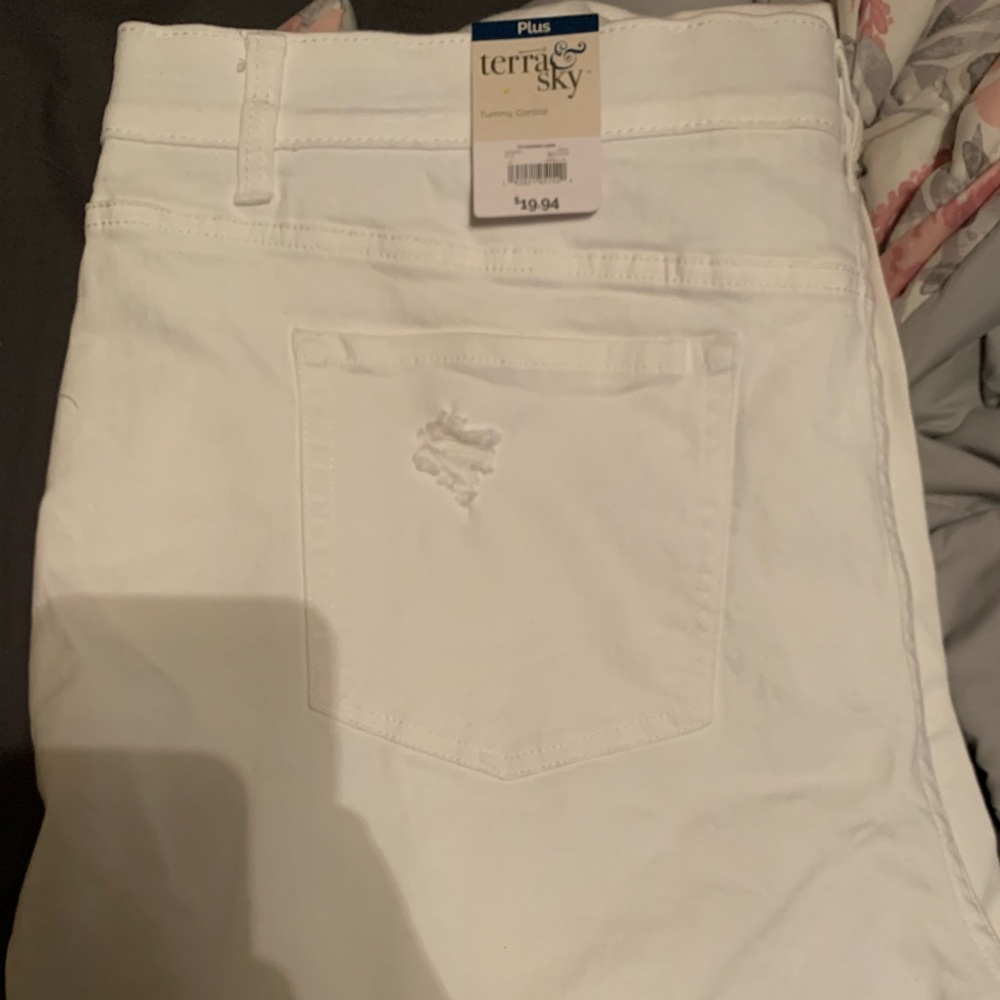 White capris. Perfect for summer